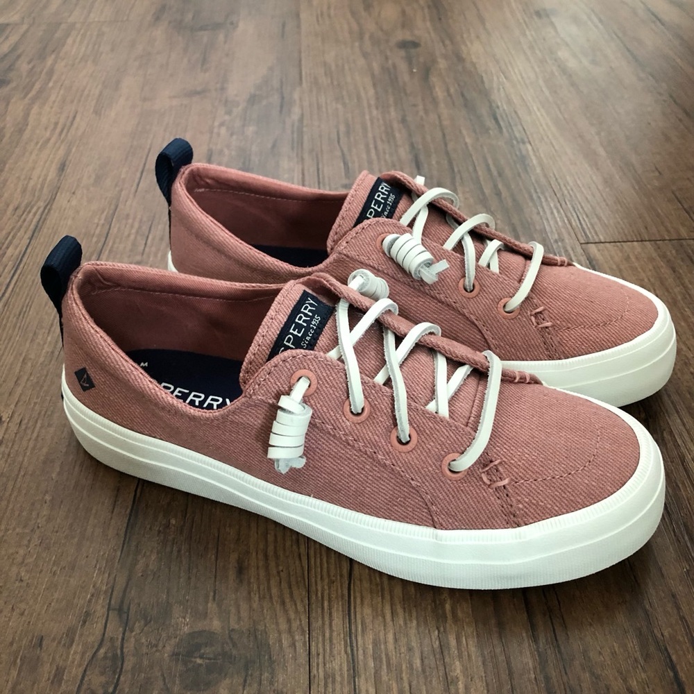 Sperry Crest Vibe Washed Twill Sneaker